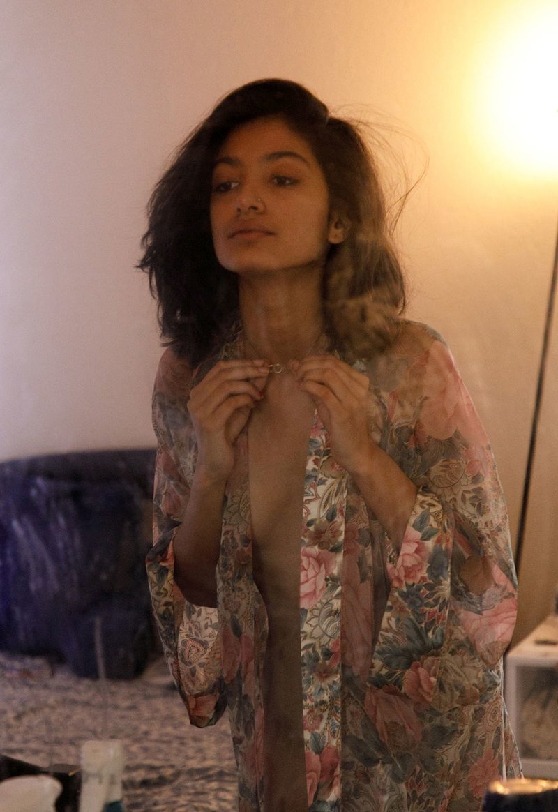 Антония, 24